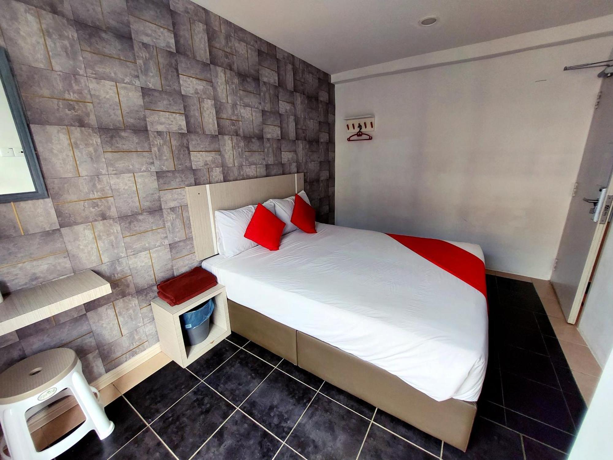 Good2Stay Budget Hotel L Lift L Coway Water L Wifi6 L Laundromat Malacca Room photo